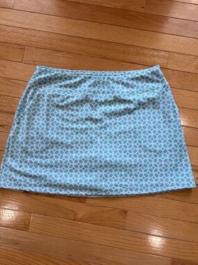 Tommy Bahama Light green and White Geometric Mini Skort